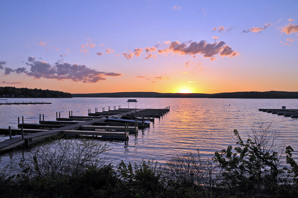 Pesona Musim Gugur Di Lake Wallenpaupack